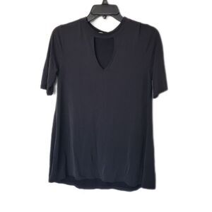 Pink Rose Pull Over Shirt Blouse ~ Sz M ~ Gray ~ Short Sleeve